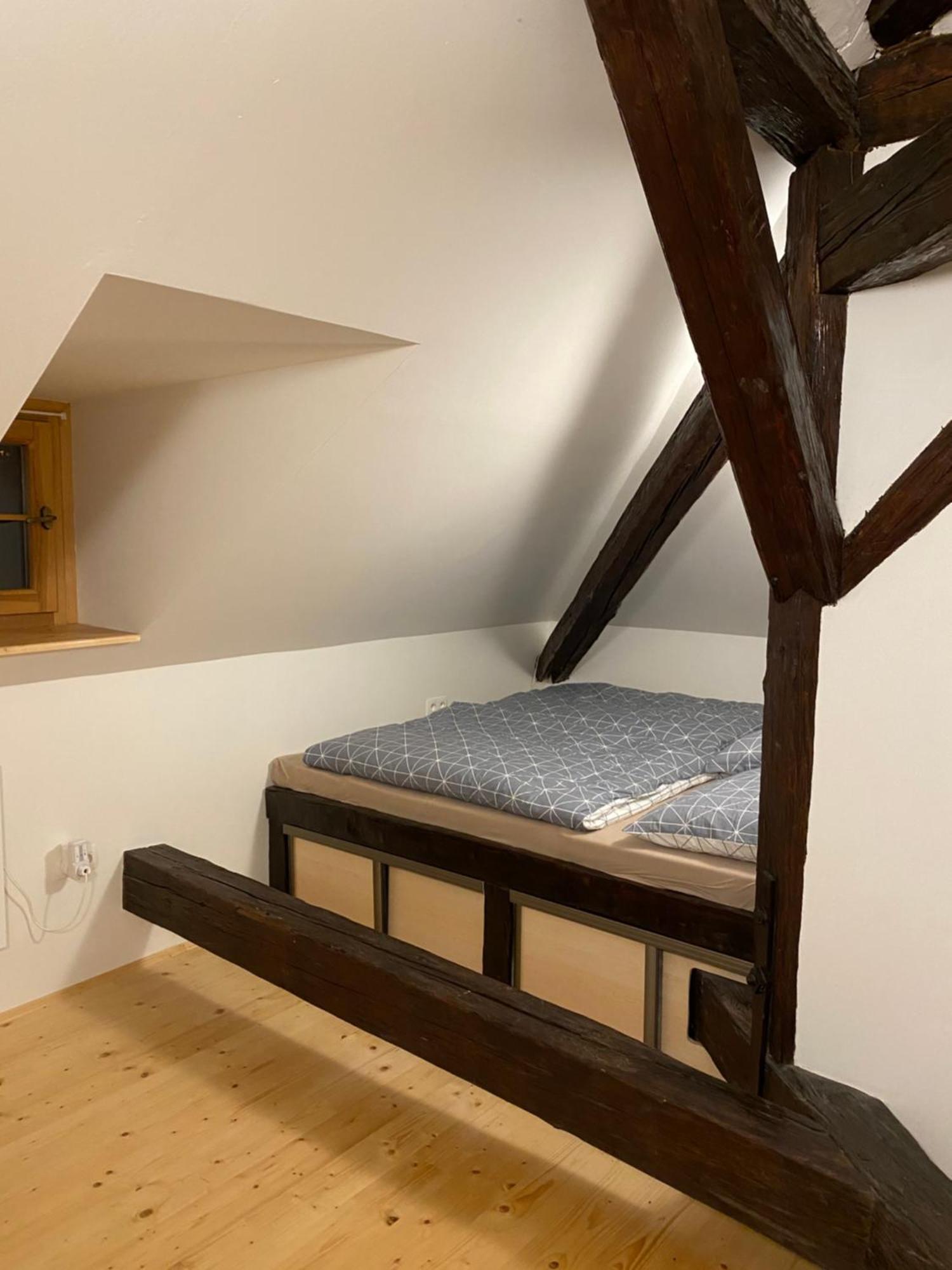 Apartment Trotuar Banska Stiavnica Luaran gambar